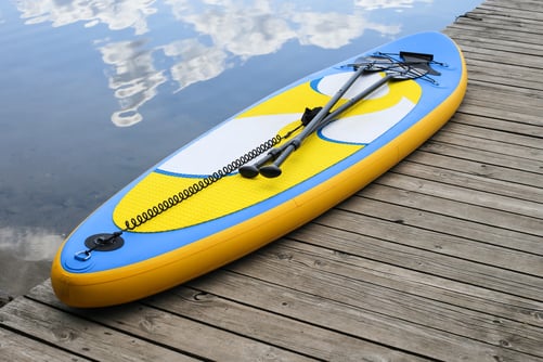 Thermoplastic product welded using hot air inflatable kayak