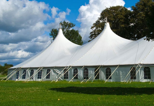 Tent01